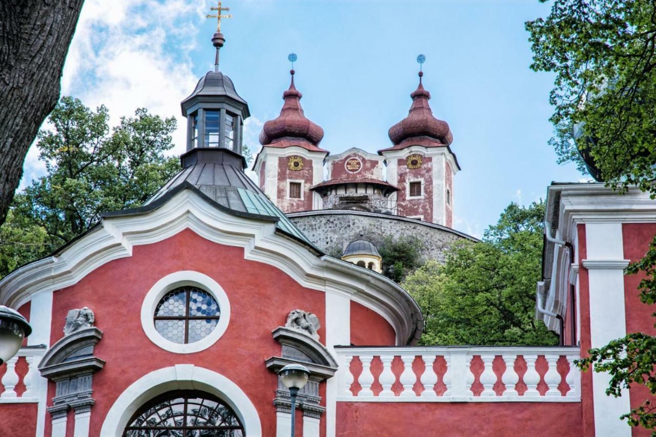 Apartman Pod Kalvariou - Rodinny Dom Banská Štiavnica Exteriör bild